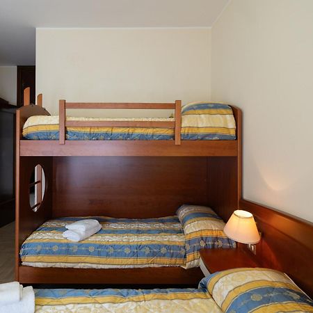 Easy Hotel Meryon Sottomarina Esterno foto